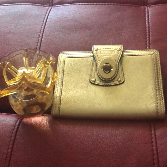 Vintage coach wallet - Picture 2 of 4
